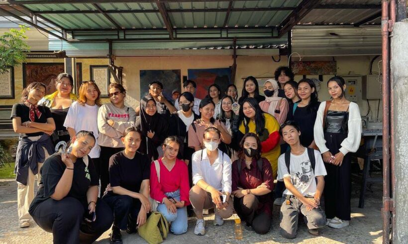Kunjungan dari mahasiswa IDB Bali